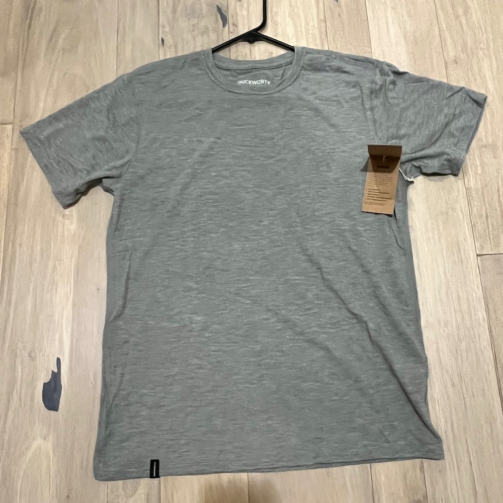 Duckworth men’s Vapor Tee. NWT
